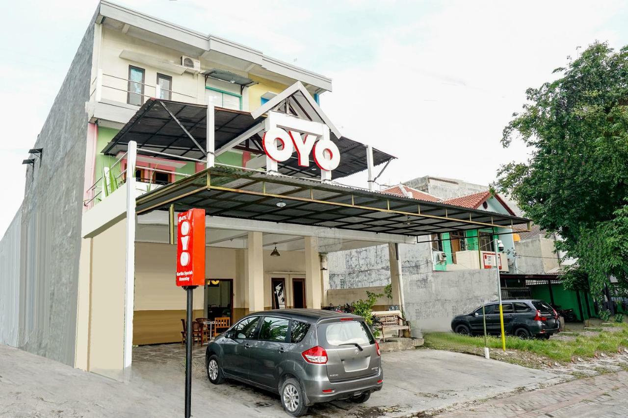 Kartika Syariah Homestay By Stayku Σουραμπάγια Εξωτερικό φωτογραφία