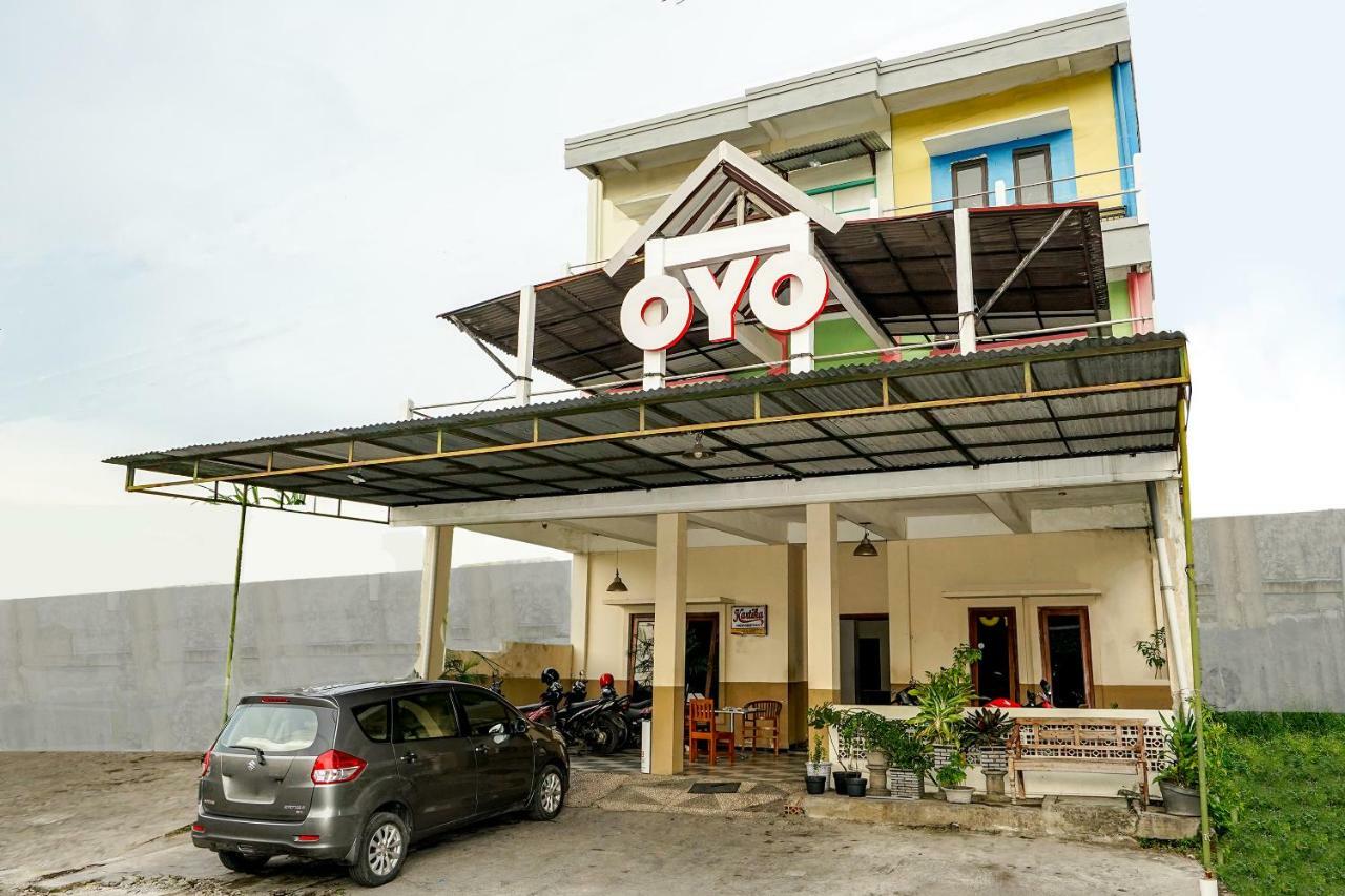 Kartika Syariah Homestay By Stayku Σουραμπάγια Εξωτερικό φωτογραφία